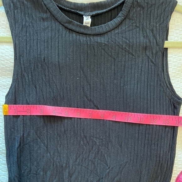 REVEL WOMEN'S RIB-KNIT SIDE SLIT BODYCON DRESS - Picture 11 of 13